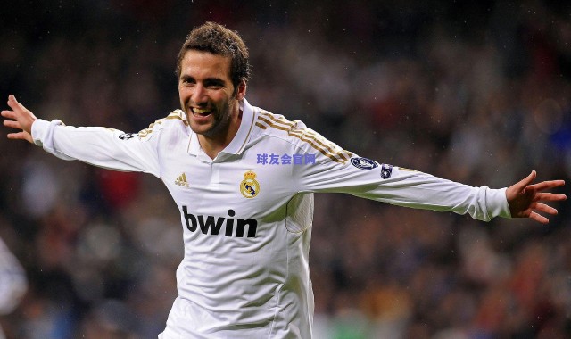 CBA赛季赛程过半，格局高大上初显，裁判痼疾仍为联赛隐痛