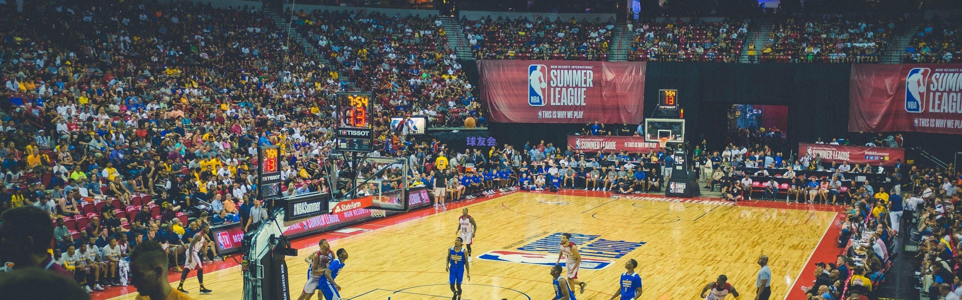 斯洛特战术变阵引争议，昔日勇敢今成愚蠢？