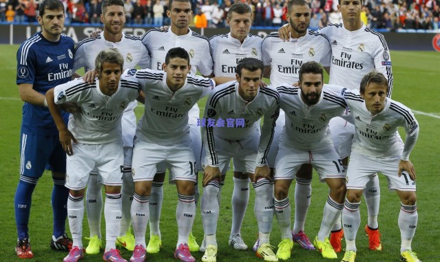 哈维·巴恩斯双响致敬传奇，纽卡主场力克曼城重现希勒时代荣光