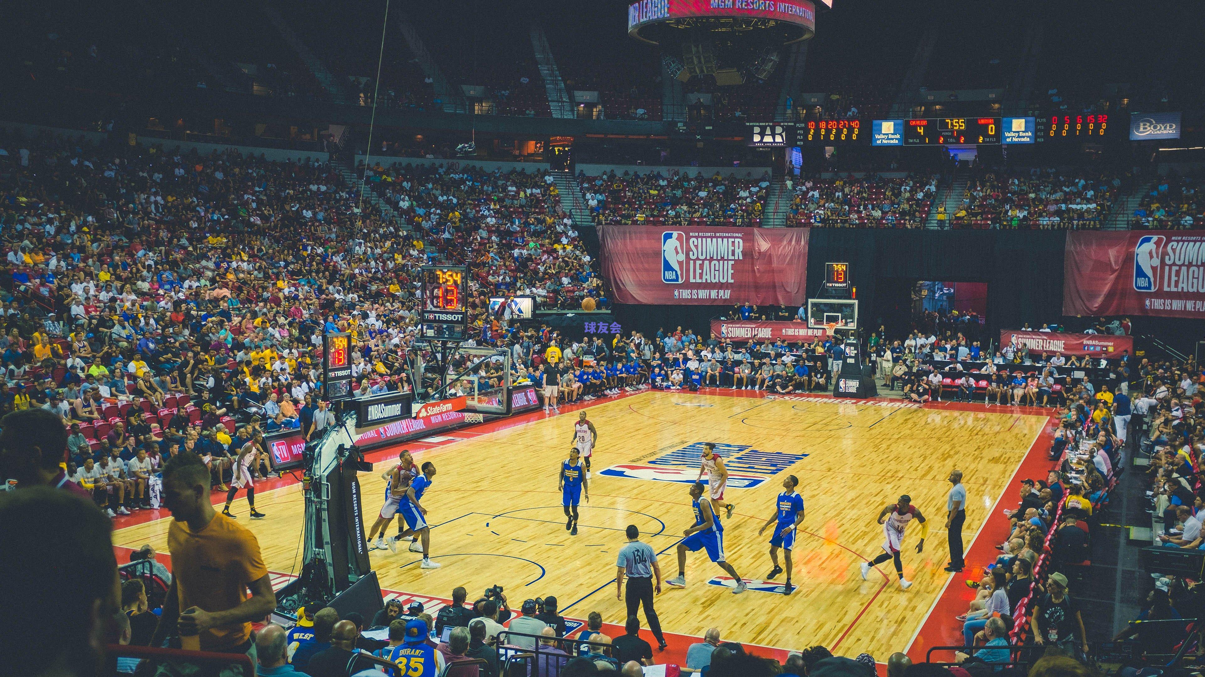 斯洛特战术变阵引争议，昔日勇敢今成愚蠢？