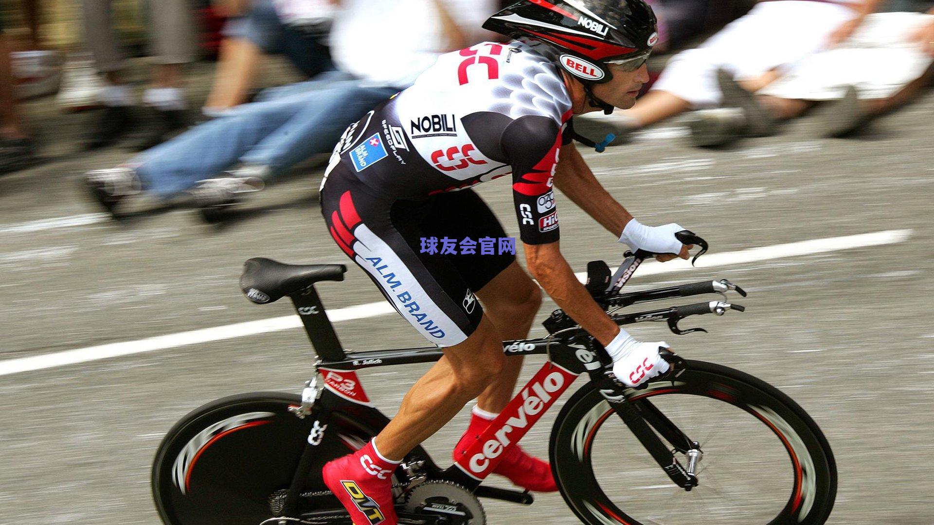 水晶宫锁定标王，格伊仅待利物浦出手，拜仁皇马巴萨暗中博弈