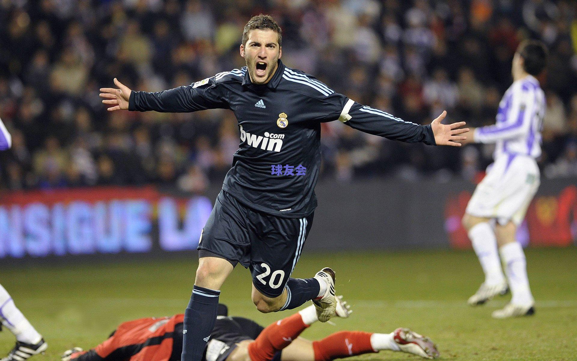 阿什拉夫世界杯与非洲杯累计第26次首发，创摩洛哥队史出场里程碑